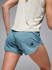 Pantaloneta Running Mujer Givelo BYND 3" Jade