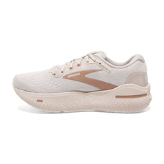 Tenis Brooks Ghost Max Mujer Blanco/Rosado