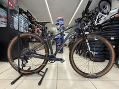 Bicicleta MTB Scott Scale RC Team Issue Axs Usada Negra