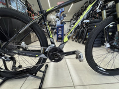 Bicicleta Giant XTC Avanzada 27.5 2 Usada Negra/Verde