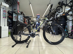 Bicicleta Giant XTC Avanzada 27.5 2 Usada Negra/Verde