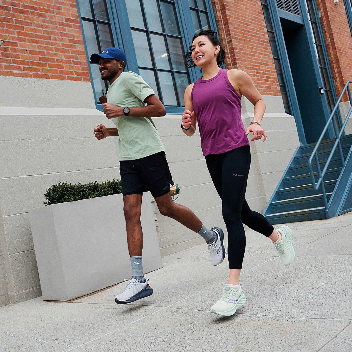 Tenis Saucony Running Mujer Triunfo 22 Cloud