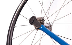 Llave extractora de rueda libre