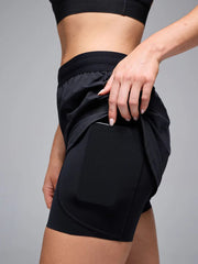 Pantaloneta Running Mujer Givelo BYND 2 en 1 Negra