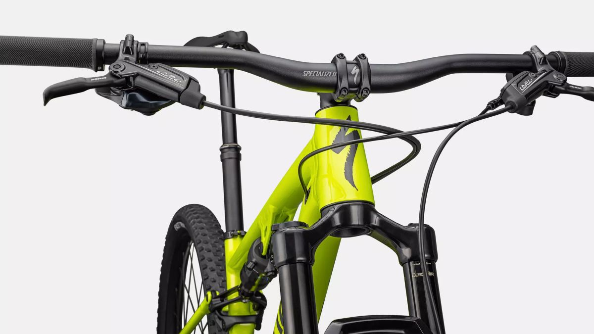 Bicicleta MTB Specialized Chisel Comp Gloss Ion/ Smoke Metal