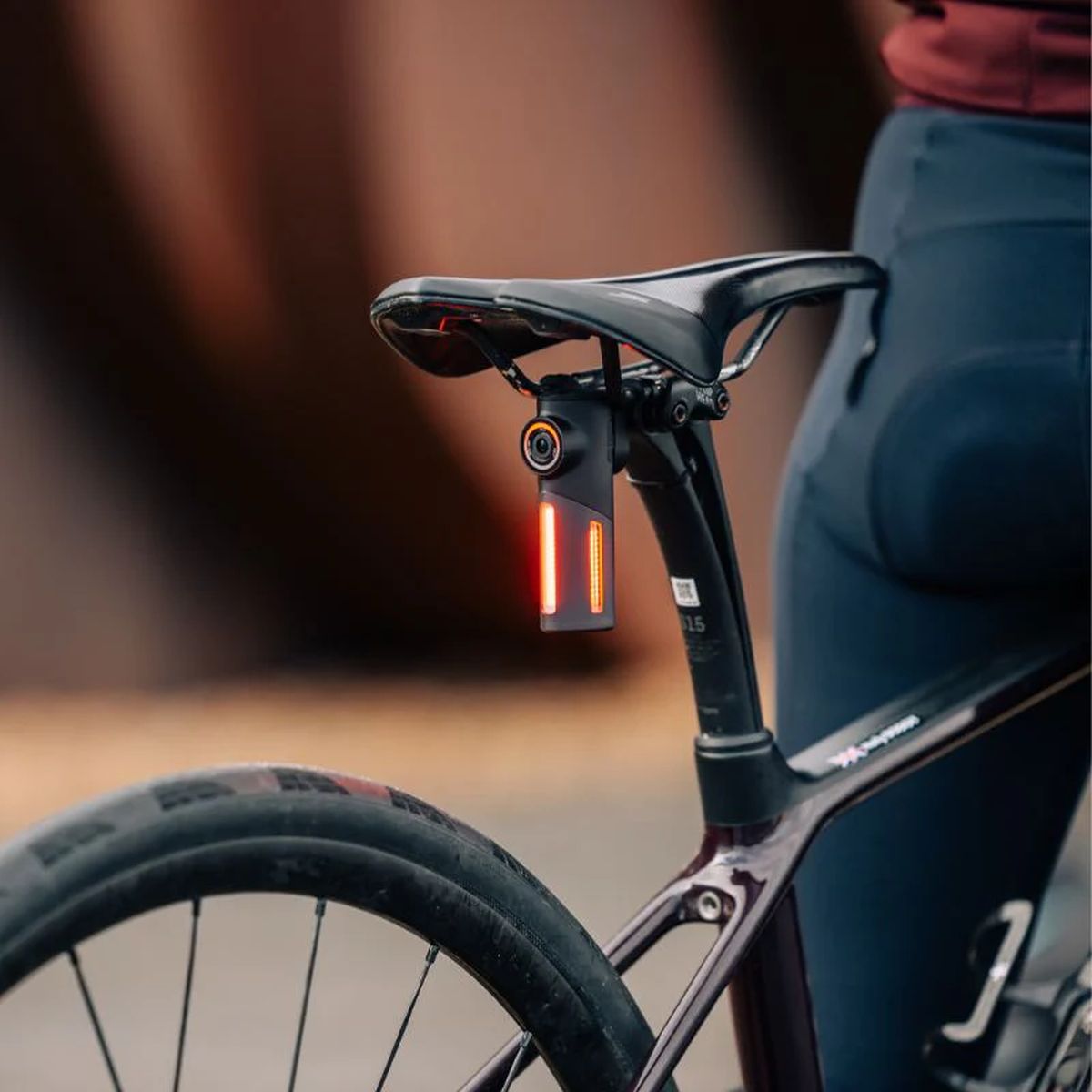 Luz Trasera Magicshine con Camara Seemee DV USB-C